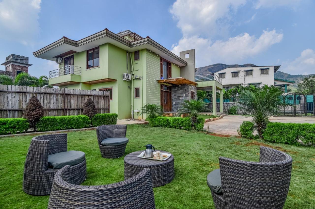 Lifeline Villas - Luxurious Taraangan 4 Mountain View Villa With Biggest Pool And Huge Open Area Лонавала Экстерьер фото